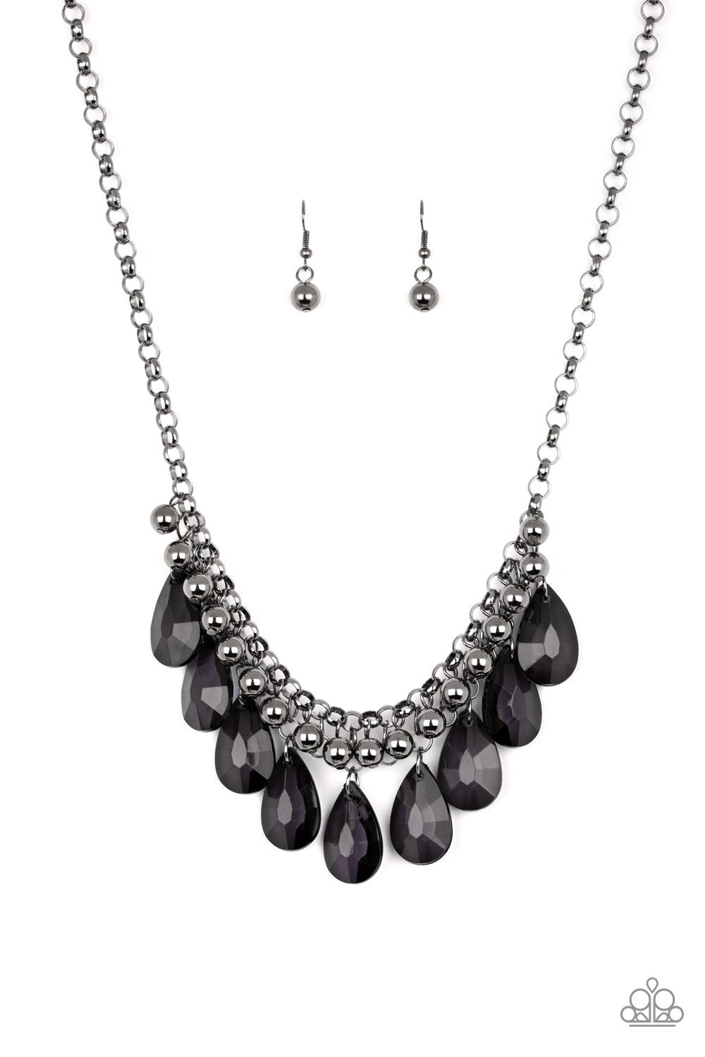 "FASHIONISTA FLAIR" BLACK Paparazzi
